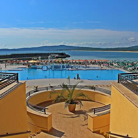 Rezort Duni Marina Djuni