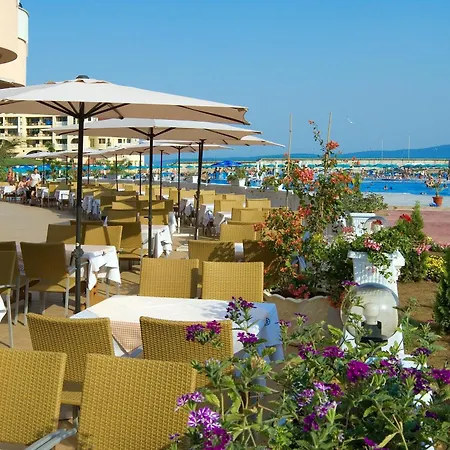 Duni Marina Ośrodek wypoczynkowy 5*
