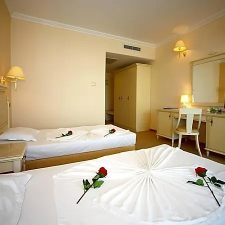 Duni Marina Ośrodek wypoczynkowy 5*
