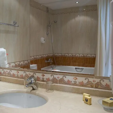 Duni Marina Ośrodek wypoczynkowy 5*