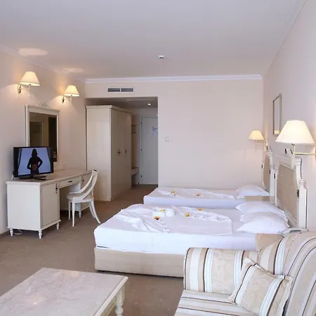 Ośrodek wypoczynkowy Duni Marina 5*